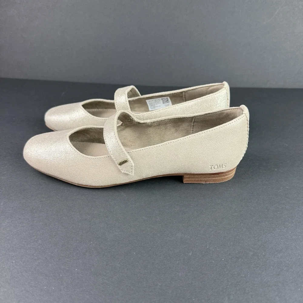 TOMS Women's Bianca‎ Suede Mary Jane Flats Beige Gold Size 6 Festive